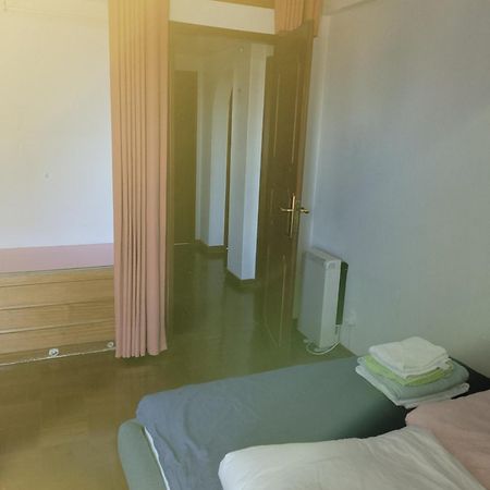 Comfy Room Near Metro Lisbon Luaran gambar